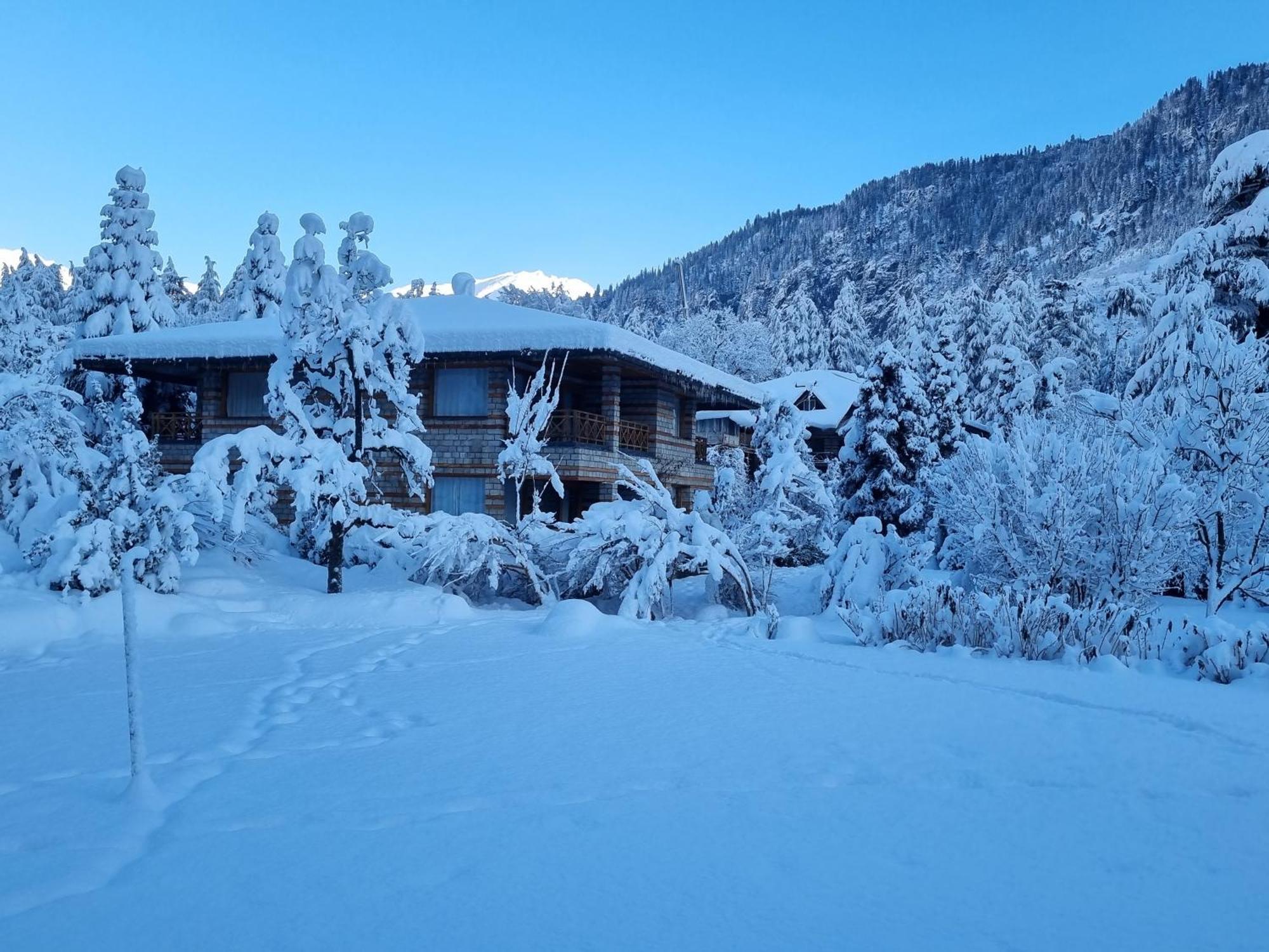 Banon Resorts Manāli Εξωτερικό φωτογραφία