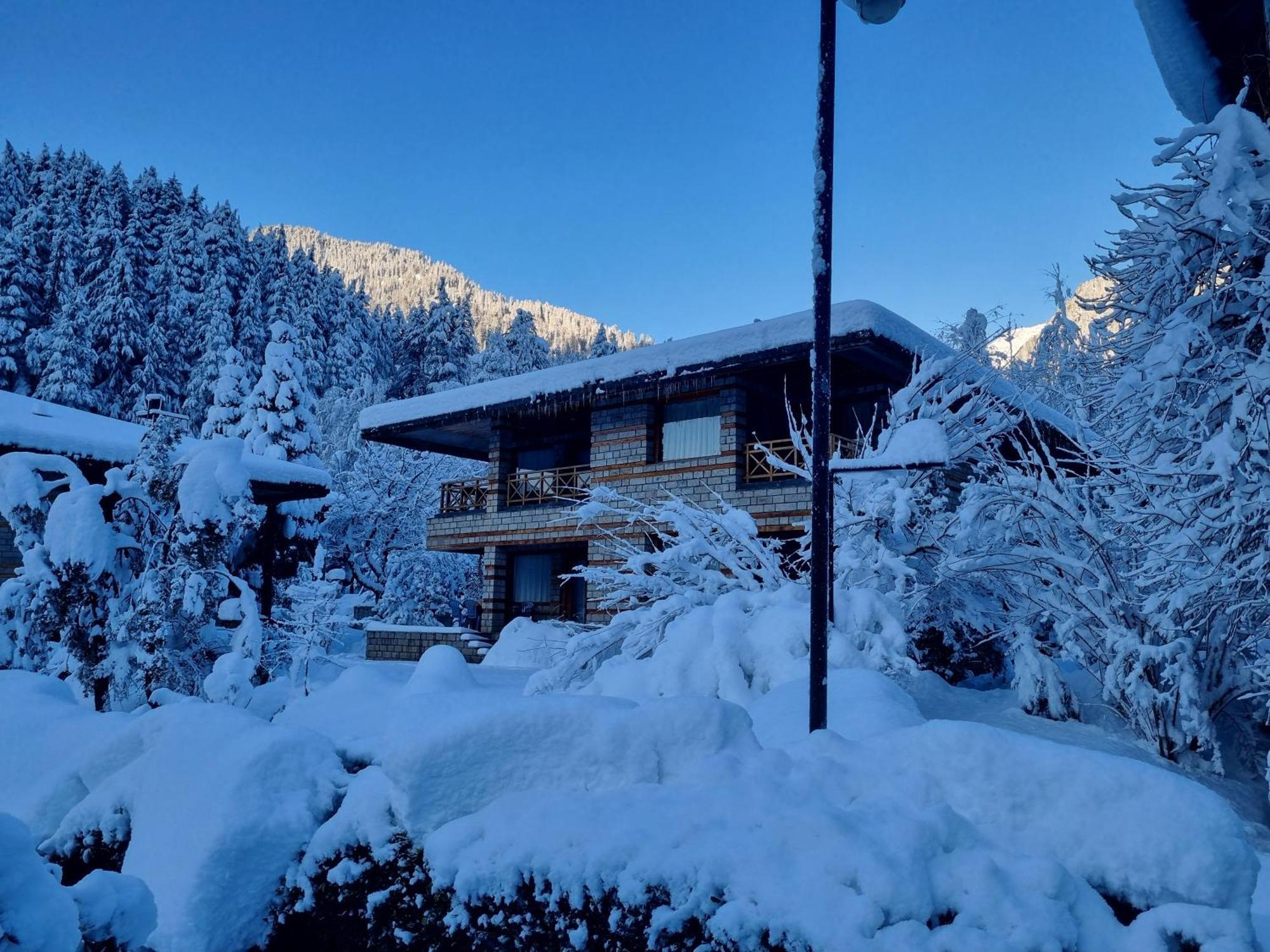 Banon Resorts Manāli Εξωτερικό φωτογραφία